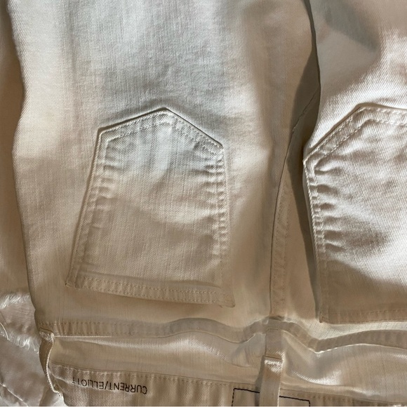 Current/Elliott The Fip Flop Sugar White Jeans Flare Raw Fringe Hem Edgy  Sz 25 - Picture 8 of 15